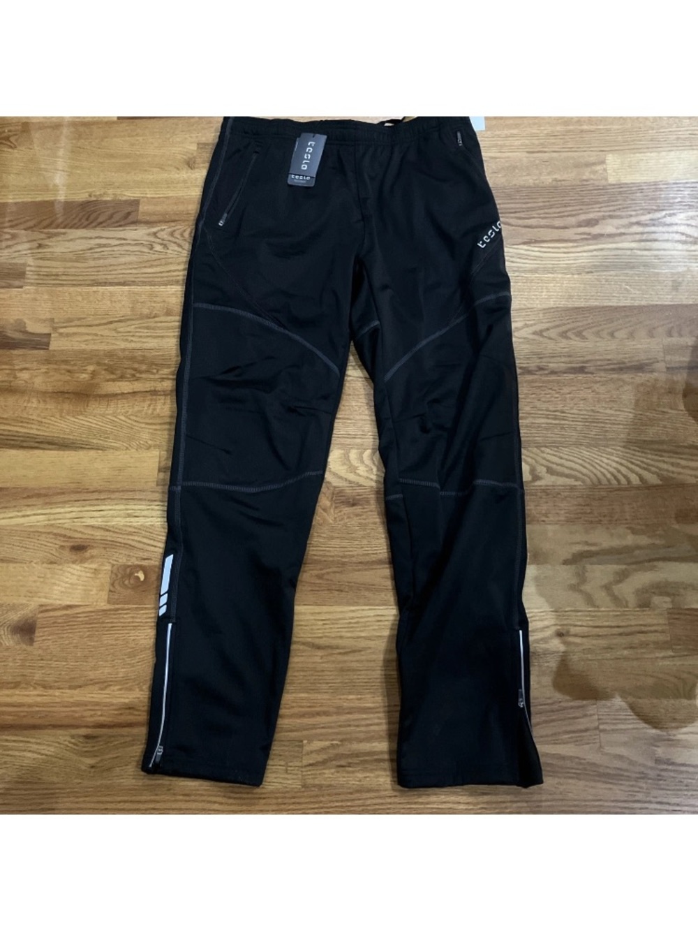 Tesla Men’s Athletic Performance Pant Black 34x31 Poly Zip Ankle/Pockets NWT